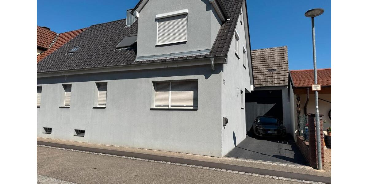 Doppelhaushälfte Bad Friedrichshall - 9 Zimmer, 153 m&sup2;, 590.000&euro; | Angebot:27189873