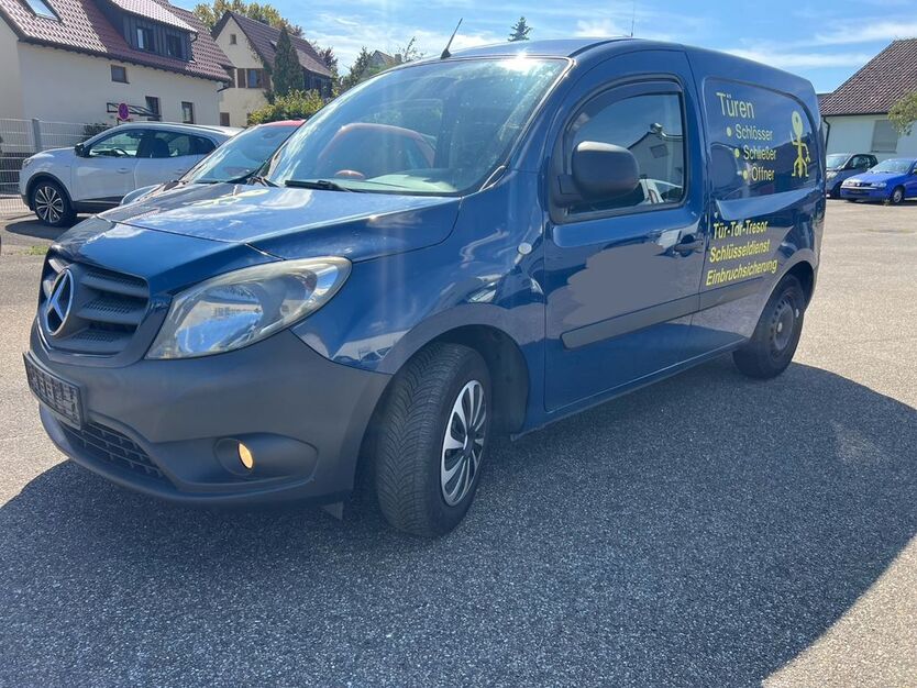 Mercedes-Benz Citan 214.000 km 4.400 € Illingen 75428