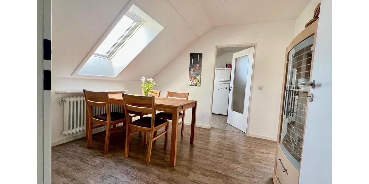 Dachgeschoßwohnung Eberstadt - 2.5 Zimmer, 75 m&sup2;, 1.200&euro; | Angebot:26326753