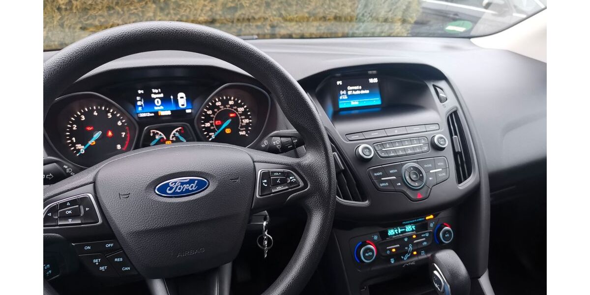 Ford Focus 36.000 km 10.500 &euro; Eppingen 75031