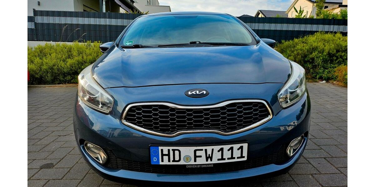 Kia ceed / Ceed 65.000 km 8.450 &euro; Neckarbischofsheim 74924