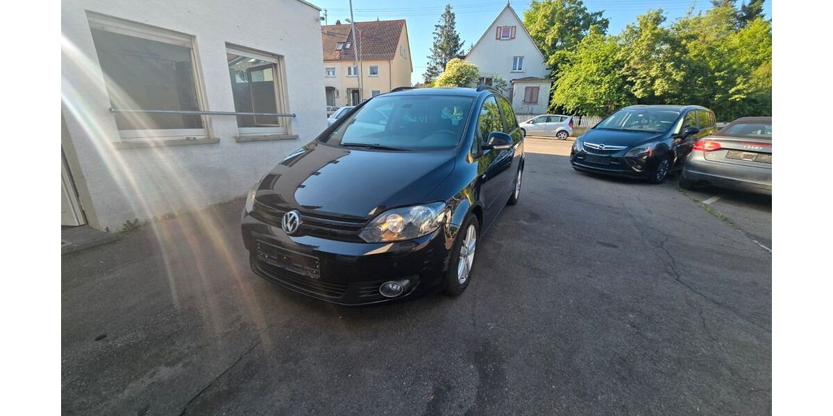 VW Golf 102.000 km 6.800 &euro; Möglingen 71696