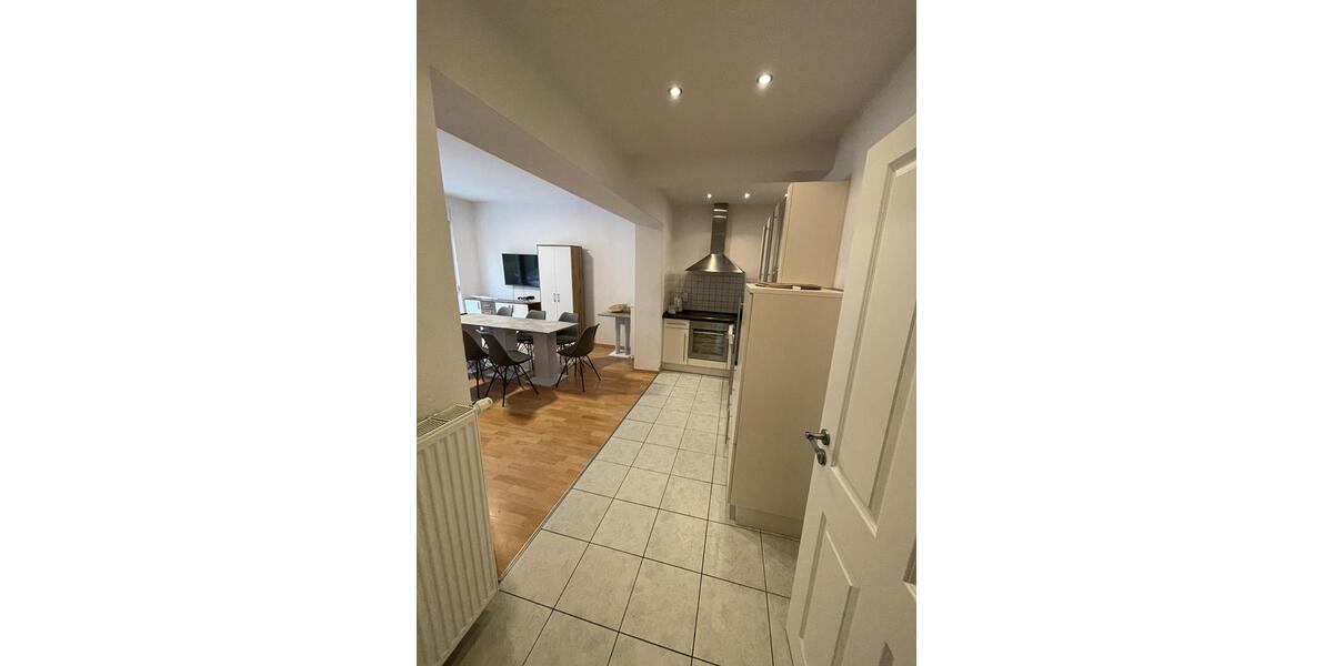 Etagenwohnung Sinsheim - 3 Zimmer, 91 m&sup2;, 875&euro; | Angebot:25589035