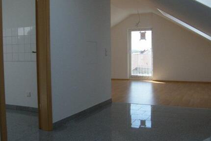 Wohnung Backnang - 2 Zimmer, 74 m&sup2;, 950&euro; | Angebot:26495351