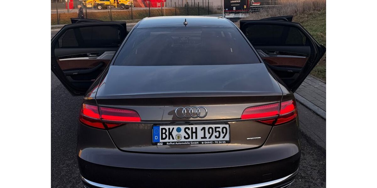 Audi A8 170.000 km 30.900 &euro; Backnang 71522