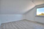Dachgeschoßwohnung Heilbronn Böckingen - 4 Zimmer, 85 m&sup2;, 1.190&euro; | Angebot:26588248