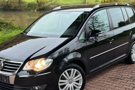 VW Touran 287.282 km 3.900 € Mosbach 74821