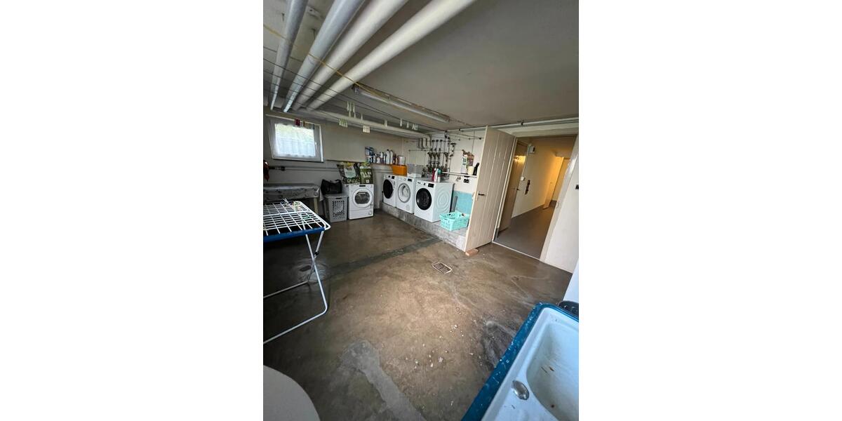 Mehrfamilienhaus, Wohnhaus Backnang - 8 Zimmer, 233 m&sup2;, 855.000&euro; | Angebot:26926172
