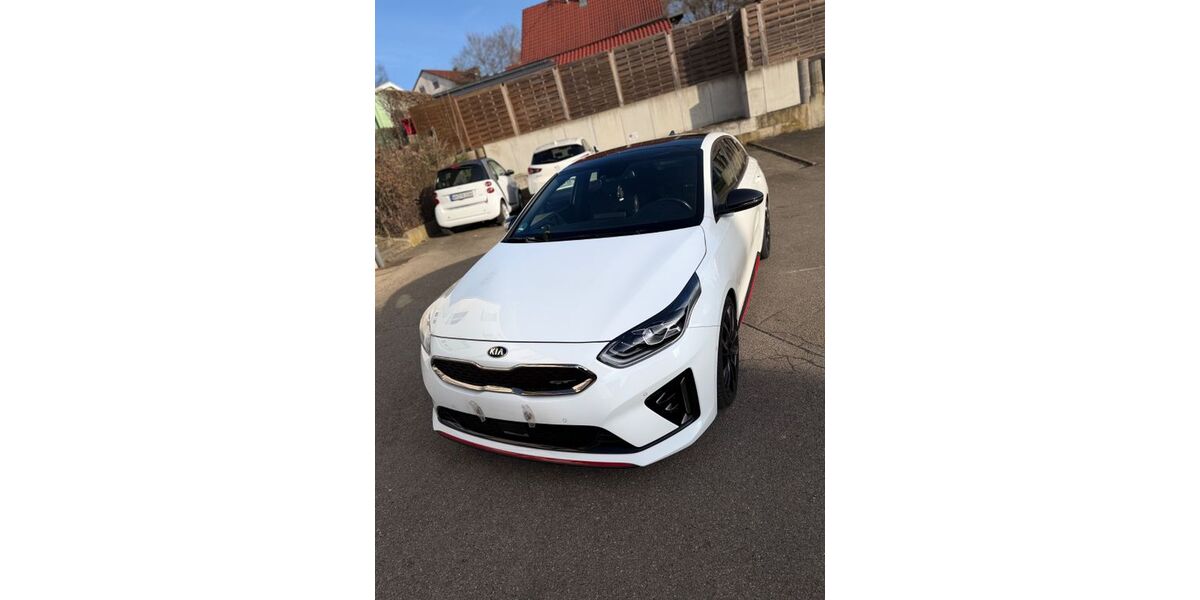 Kia pro ceed / ProCeed 48.000 km 22.100 &euro; Backnang 71522