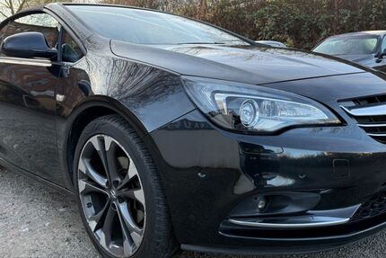 Opel Cascada 61.000 km 11.499 &euro; Marbach 71672