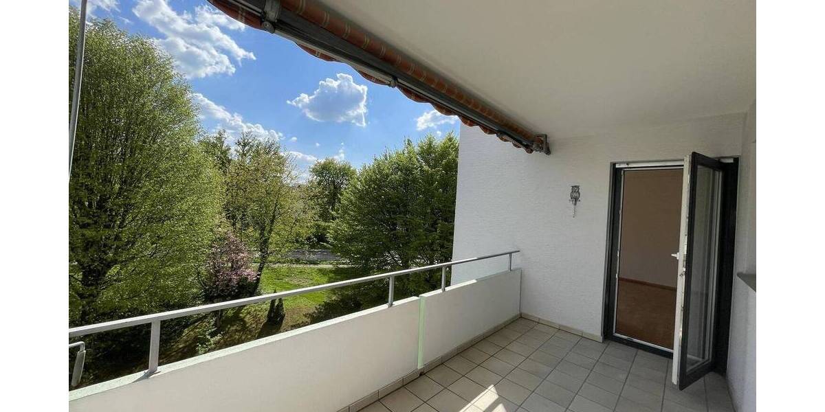 Etagenwohnung Bietigheim-Bissingen Bietigheim - 4 Zimmer, 94 m&sup2;, 300.000&euro; | Angebot:26261619