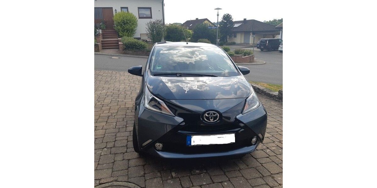 Toyota Aygo (X) 101.700 km 6.200 &euro; Billigheim 74842