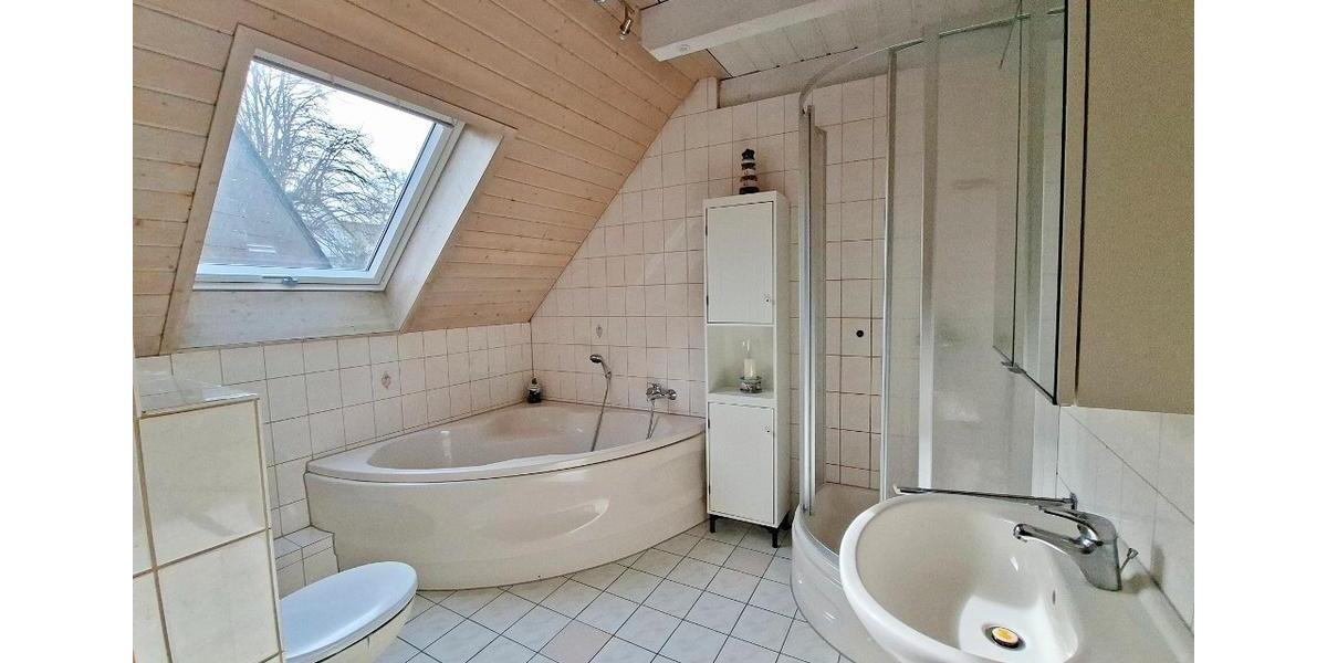 Dachgeschoßwohnung Bretzfeld - 3.5 Zimmer, 80 m&sup2;, 295.000&euro; | Angebot:26940737