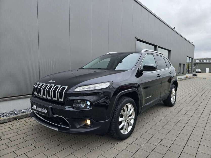 Jeep Cherokee 132.000 km 14.790 € Sinsheim 74889