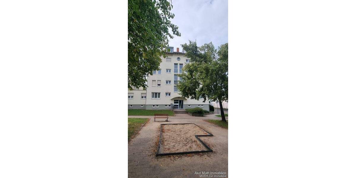 Etagenwohnung Sinsheim - 4 Zimmer, 97 m&sup2;, 298.500&euro; | Angebot:25355350