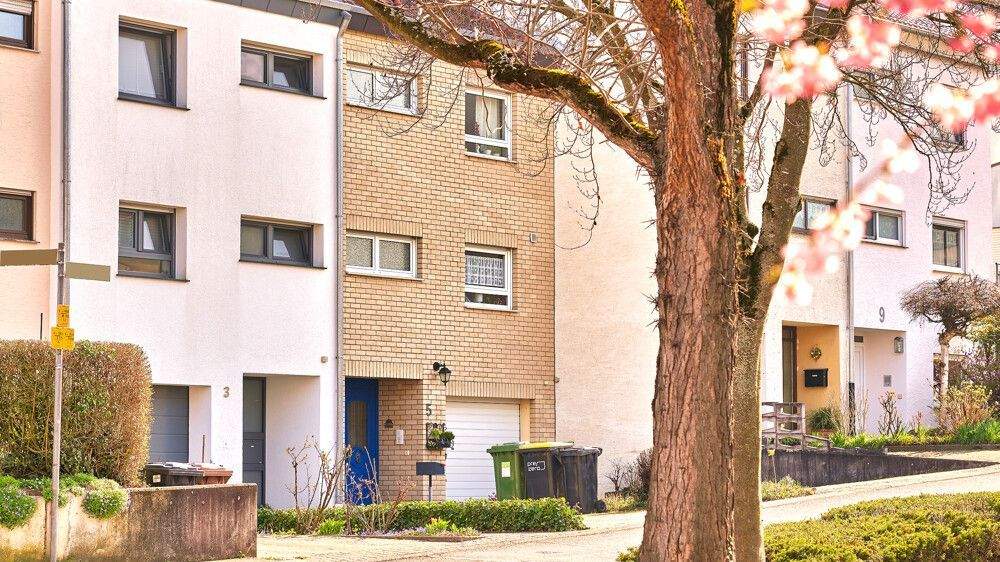 Reihenmittelhaus Freiberg am Neckar / Beihingen Beihingen - 5 Zimmer, 115 m&sup2;, 529.000&euro; | Angebot:25940111