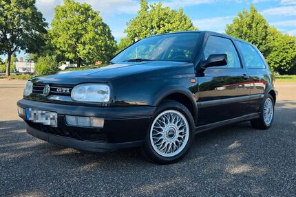 VW Golf 113.000 km 8.350 &euro; Bretzfeld 74626