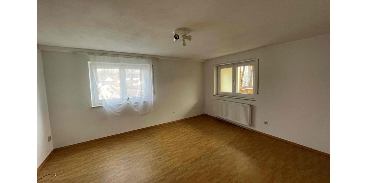 Einfamilienhaus Bad Rappenau - 8 Zimmer, 166 m&sup2;, 449.000&euro; | Angebot:24743842
