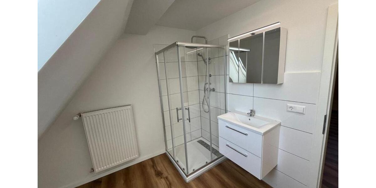 Einfamilienhaus Pfaffenhofen - 6 Zimmer, 200 m&sup2;, 1.750&euro; | Angebot:24700311