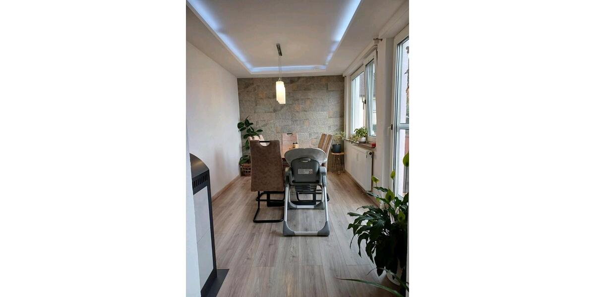 Zweifamilienhaus in Bretzfeld 8 zimmer