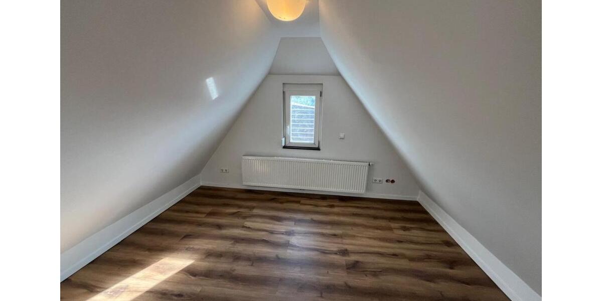 Einfamilienhaus Pfaffenhofen - 6 Zimmer, 200 m&sup2;, 1.750&euro; | Angebot:24700311