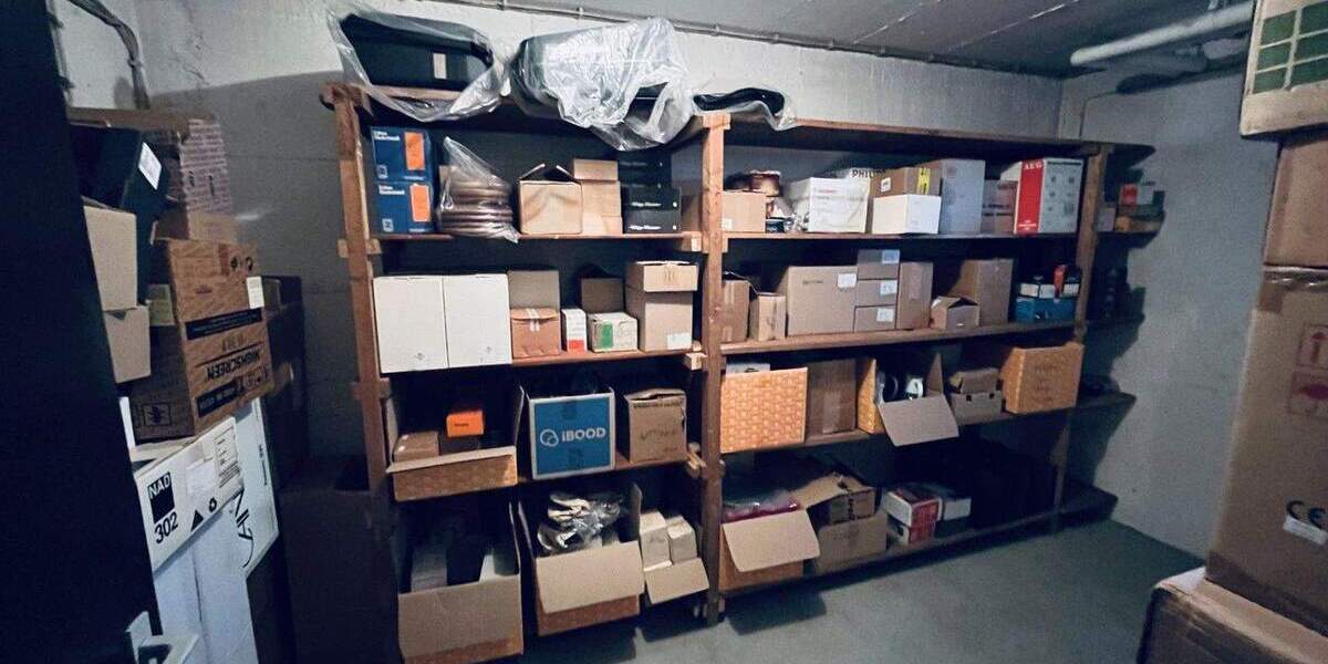 Feines Einfamilienhaus mit großer Einliegerwohnung 1 zimmer