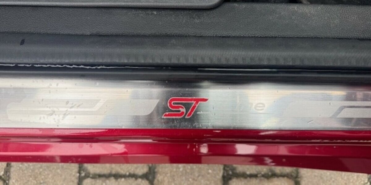 Ford Kuga 1.5 ST-Line 4X4 129.047 km 8.990 &euro; Neckarsulm 74172