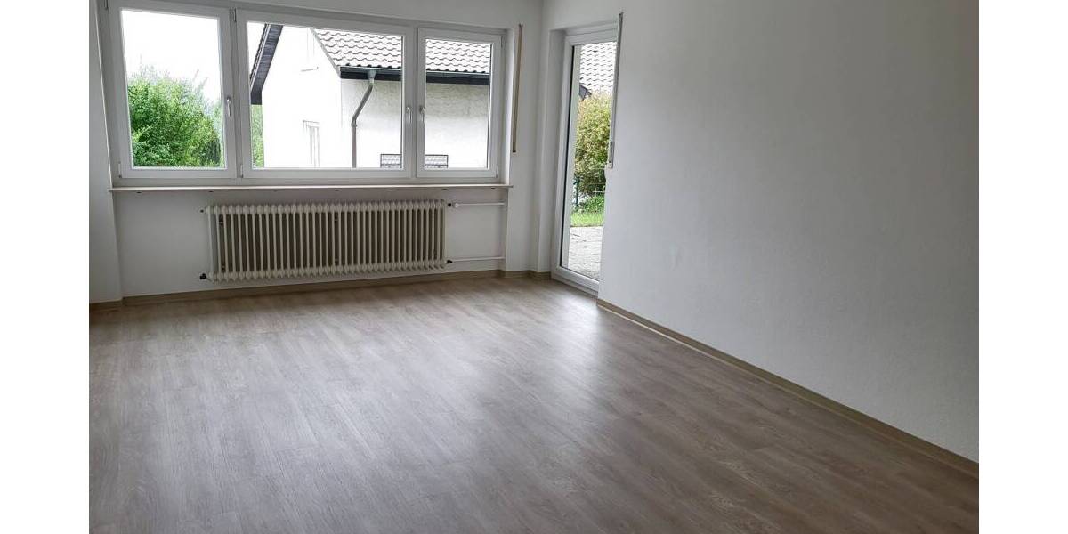 Reihenmittelhaus Neckarwestheim - 4 Zimmer, 130 m&sup2;, 1.300&euro; | Angebot:26817129