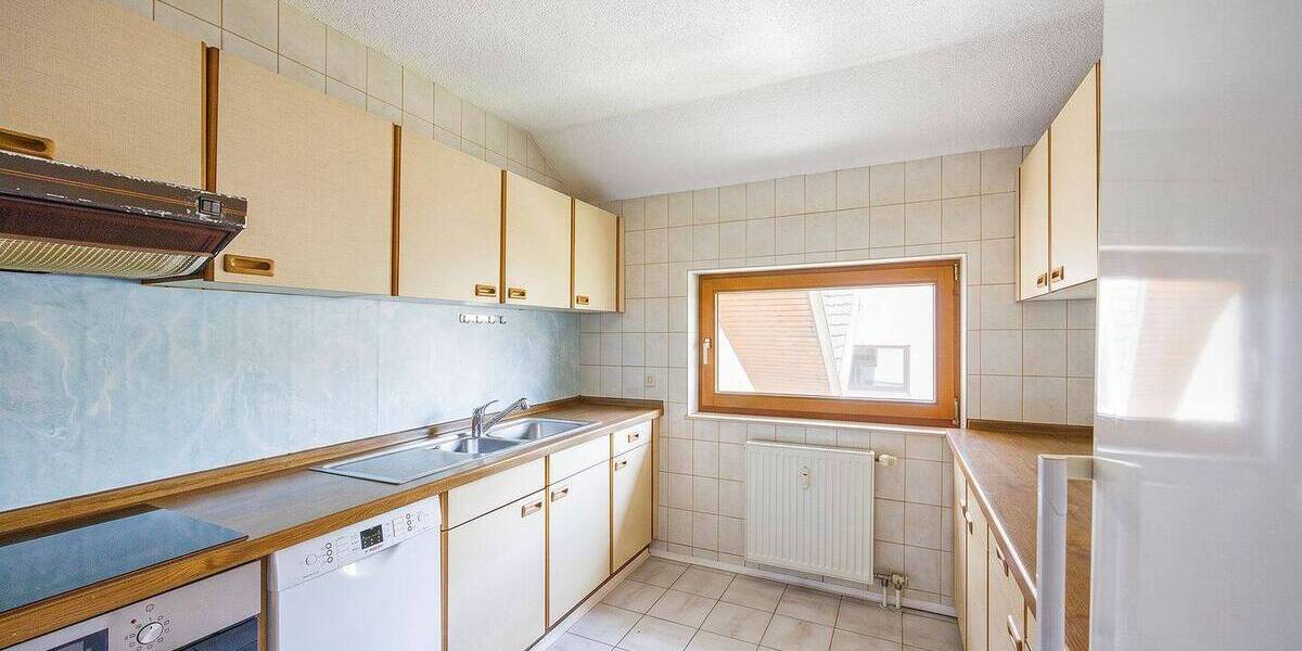 Mehrfamilienhaus, Wohnhaus Bietigheim-Bissingen Bietigheim - 7 Zimmer, 180 m&sup2;, 645.000&euro; | Angebot:26862327