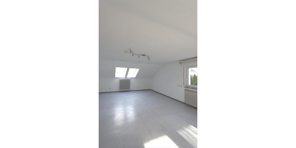 Doppelhaushälfte Heilbronn Kernstadt - 7 Zimmer, 220 m&sup2;, 2.350&euro; | Angebot:24295376