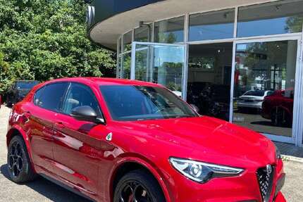 Alfa Romeo Stelvio 33.500 km 52.990 &euro; Asperg 71679