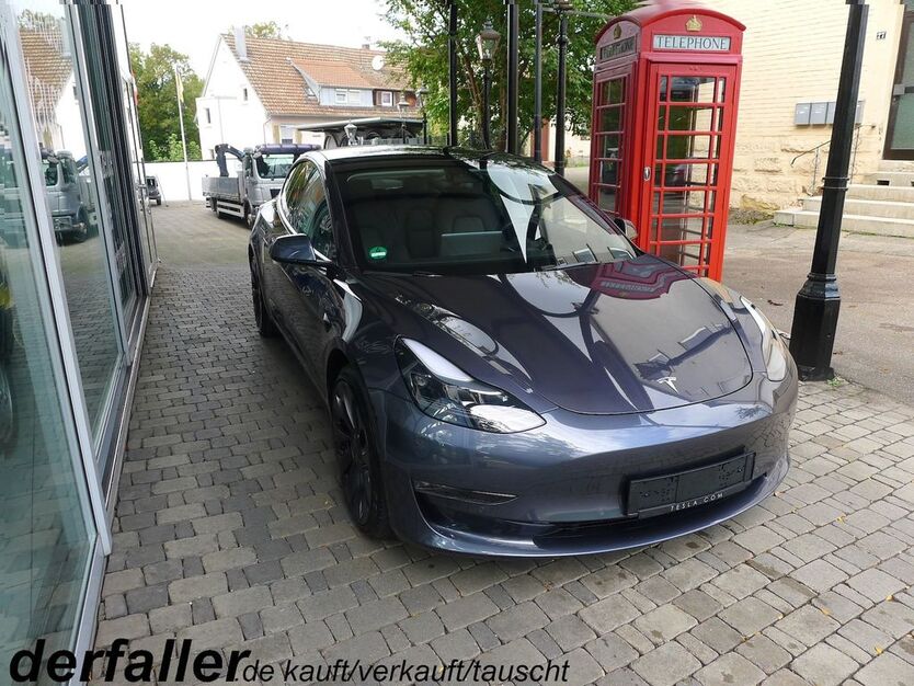 Tesla Model 3 19.817 km 37.900 € Heilbronn 74076