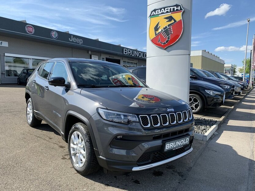 Jeep Compass 1.5 Mild-Hybrid Altitude Automatik 8.500 km 29.900 € Backnang, 71522