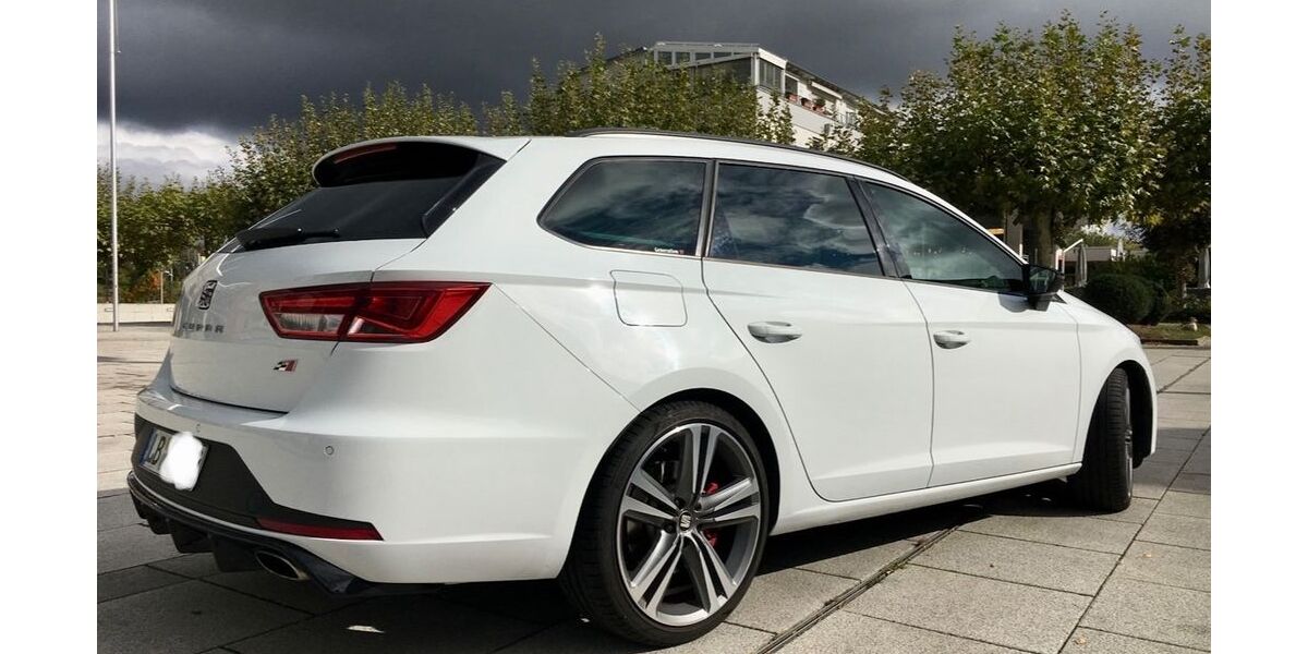Seat Leon 110.000 km 17.900 &euro; Mundelsheim 74395