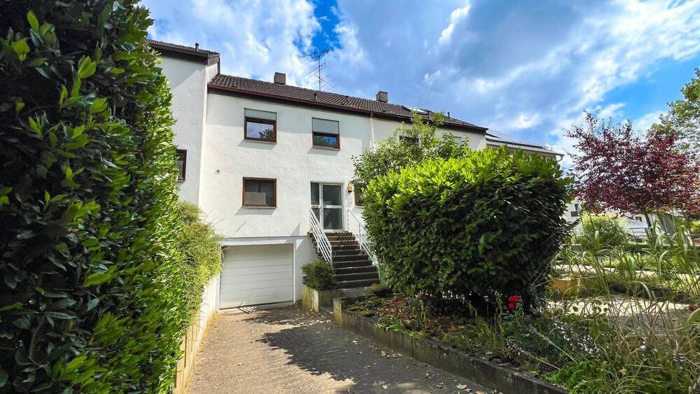 Reihenmittelhaus Öhringen - 5 Zimmer, 107 m&sup2;, 369.000&euro; | Angebot:23971617