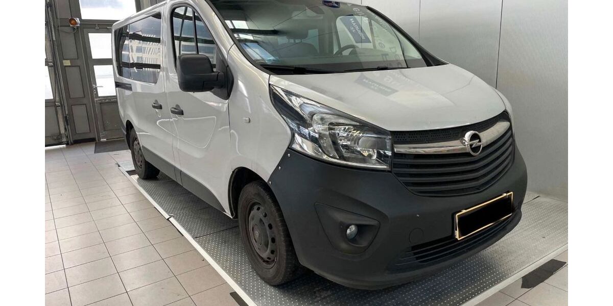 Opel Vivaro 235.500 km 8.900 &euro; Ludwigsburg 71638