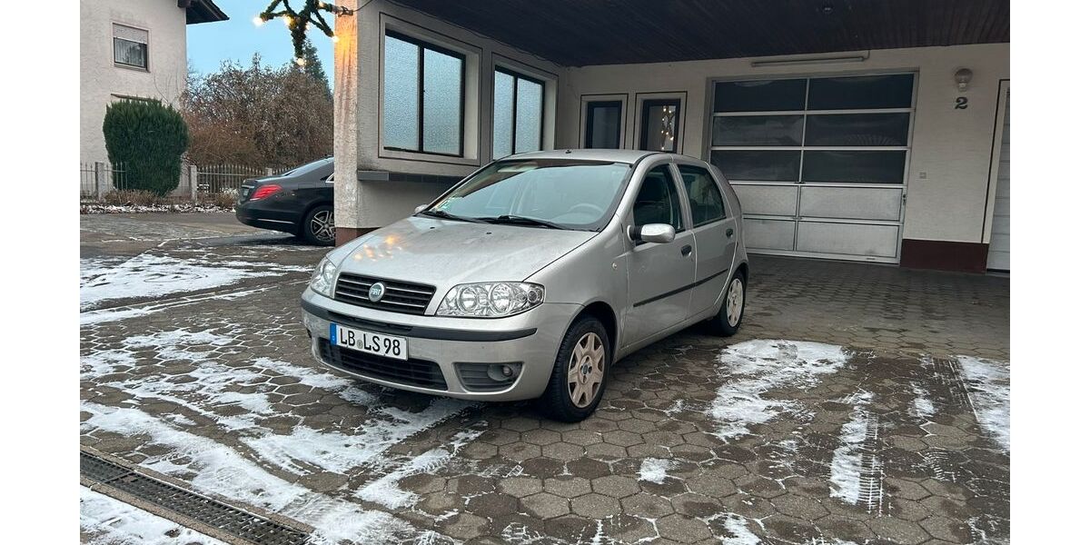 Fiat Punto 95.000 km 1.600 &euro; Marbach 71671