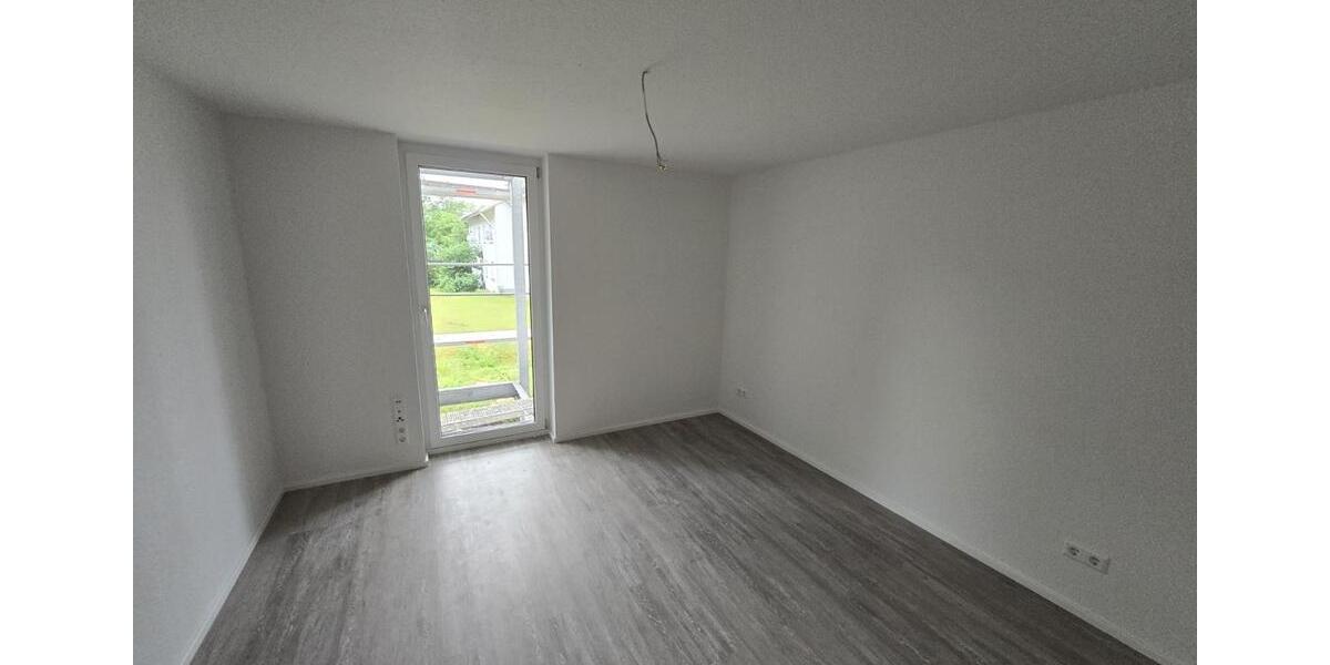 Etagenwohnung Gemmingen - 2.5 Zimmer, 64 m&sup2;, 825&euro; | Angebot:26254971