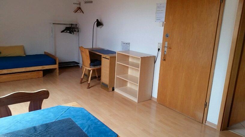 Dachgeschoßwohnung Jagsthausen - 1 Zimmer, 25 m&sup2;, 300&euro; | Angebot:26338517