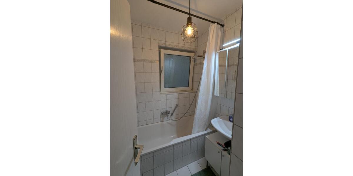 Helle 3 Zimmer Wohnung mit EBK und Balkon 3 zimmer