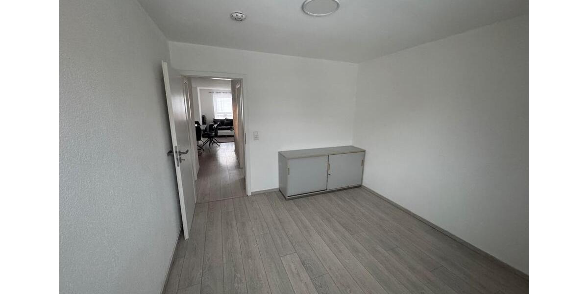 Etagenwohnung Bad Friedrichshall - 3 Zimmer, 76 m&sup2;, 1.400&euro; | Angebot:25158412