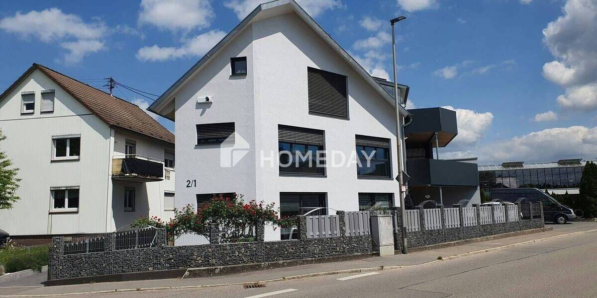 Großzügiger und luxuriöser Wohntraum - 98 m² Neubau mit EBK & Balkon 3 zimmer