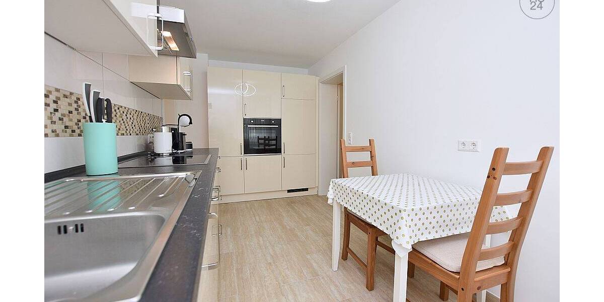 Etagenwohnung Backnang - 2 Zimmer, 60 m&sup2;, 1.150&euro; | Angebot:25742826