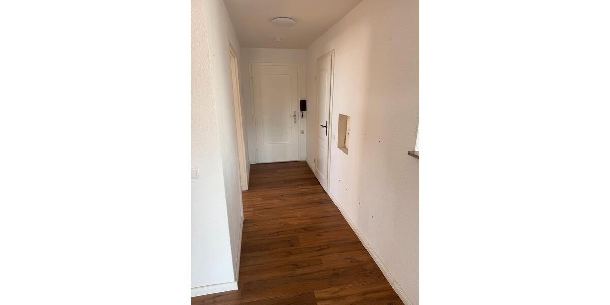 Dachgeschoßwohnung Neckarsulm - 3.5 Zimmer, 76 m&sup2;, 990&euro; | Angebot:26342835