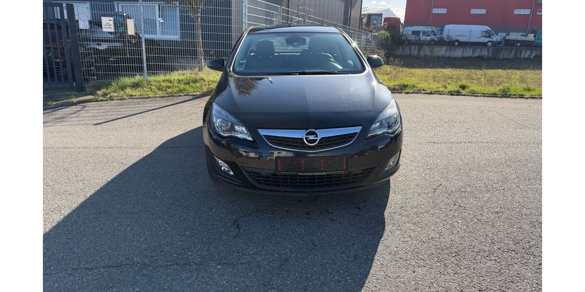 Opel Astra 192.000 km 2.999 &euro; Markgröningen 71706