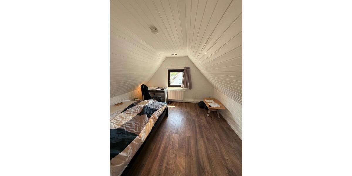 Etagenwohnung Mosbach - 5 Zimmer, 120 m&sup2;, 1.250&euro; | Angebot:26268869