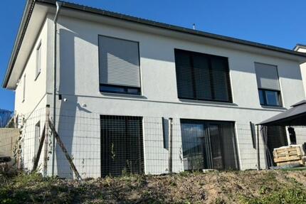 modernes Einfamilienhaus im Stadtvilla- Stil in 74912 Kirchardt 6 zimmer