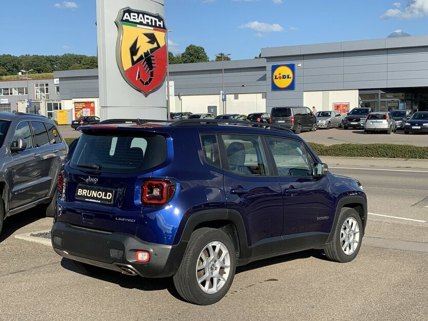 Jeep Renegade 1.3 Limited Automatik NAVI 42.100 km 18.900 € Backnang, 71522