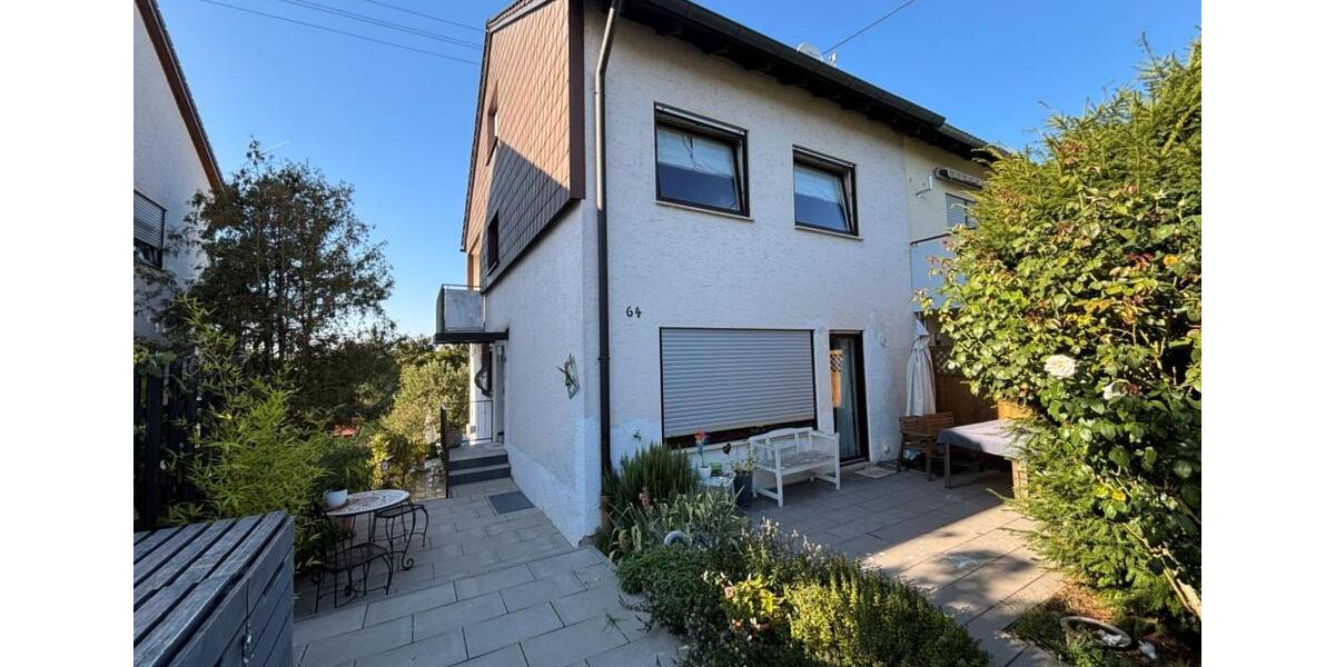 Doppelhaushälfte Freiberg am Neckar - 5.5 Zimmer, 181 m&sup2;, 695.000&euro; | Angebot:24705906