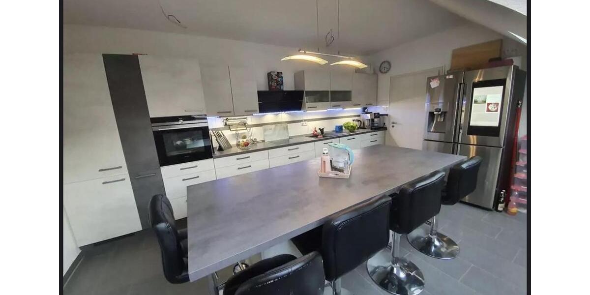 Dachgeschoßwohnung Bad Rappenau - 4 Zimmer, 125 m&sup2;, 1.300&euro; | Angebot:26416215